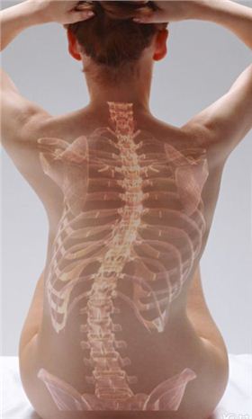 如何保证脊柱侧弯支具矫形效果？