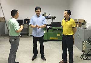 重视残疾人工作，省残联领导半年两次来我公司调研指导工作